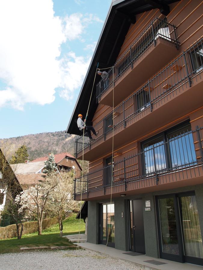 Bed & Breakfast Base Camp Krize Luaran gambar